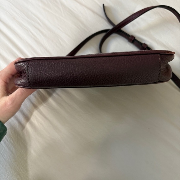 MARC JACOBS 100% Pebbled Leather Eggplant Purple Crossbody Purse Small - Picture 4 of 11